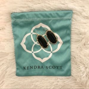 Black Kendra Scott Elle earrings